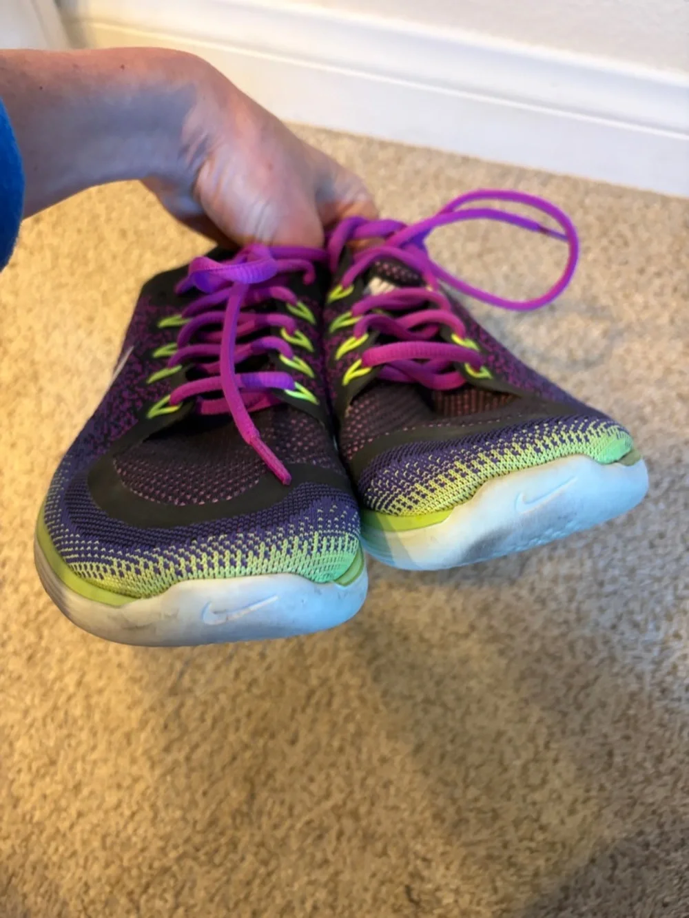 Nike FREE Running Sneaker, 8